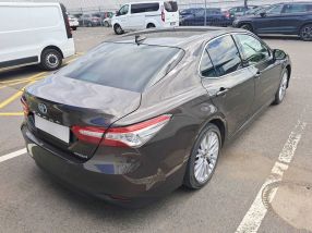 Toyota Camry - 2019