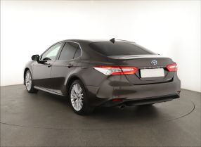 Toyota Camry - 2019