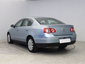 Volkswagen Passat - 2007