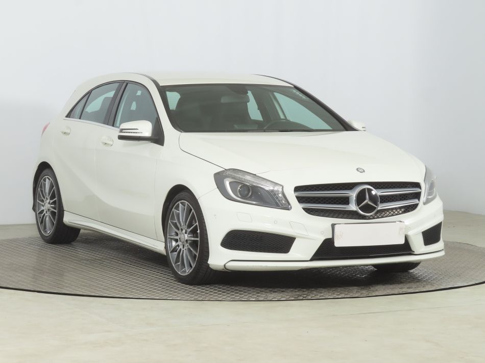 Mercedes-Benz A - 2015