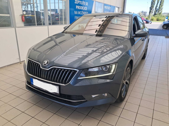 Škoda Superb 2016