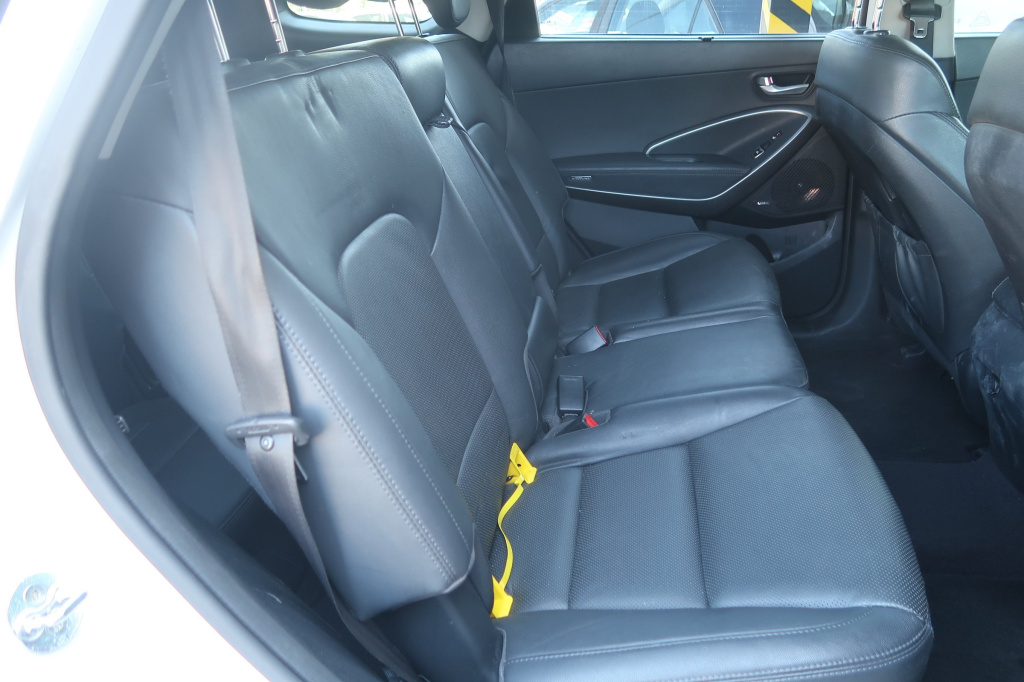 Hyundai Grand Santa Fe