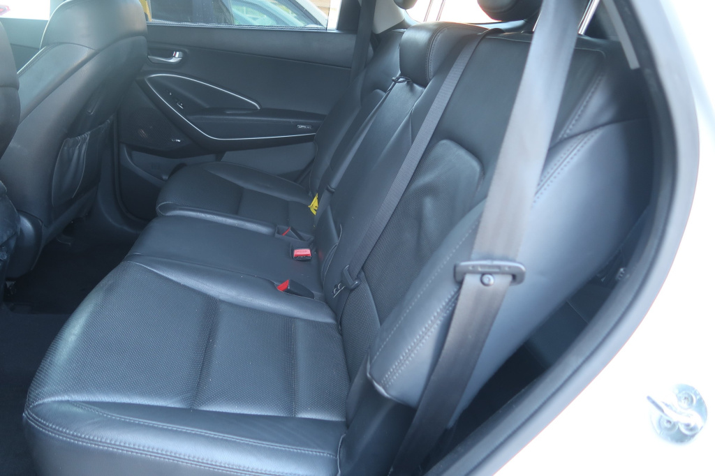 Hyundai Grand Santa Fe