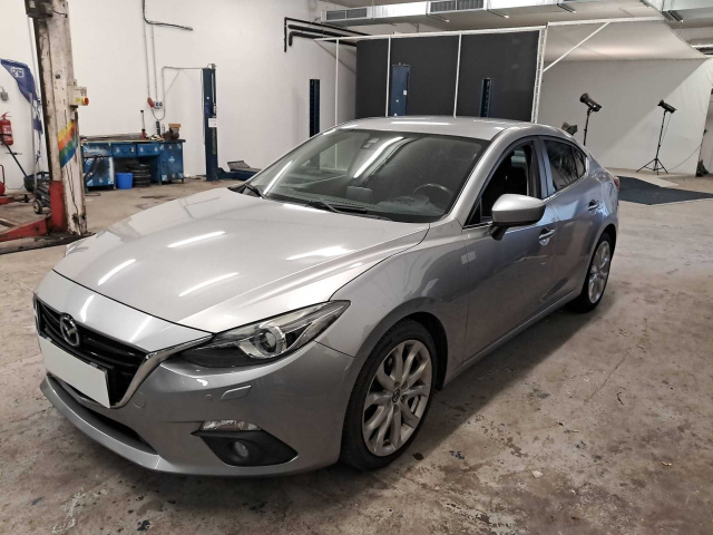 Mazda 3 2015