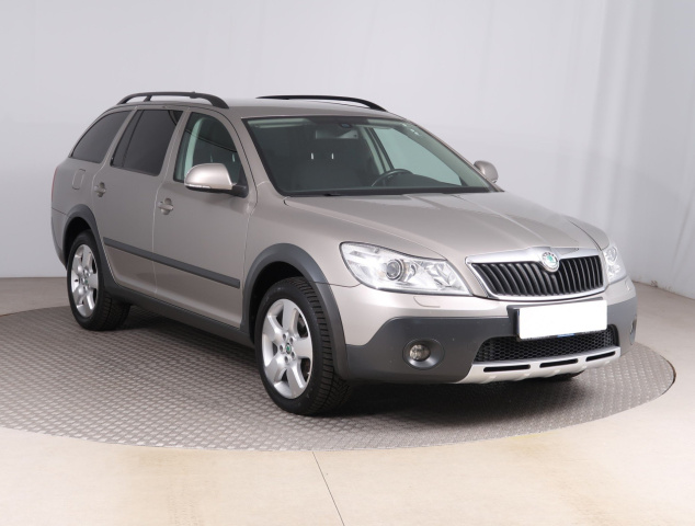 Škoda Octavia Scout 2011