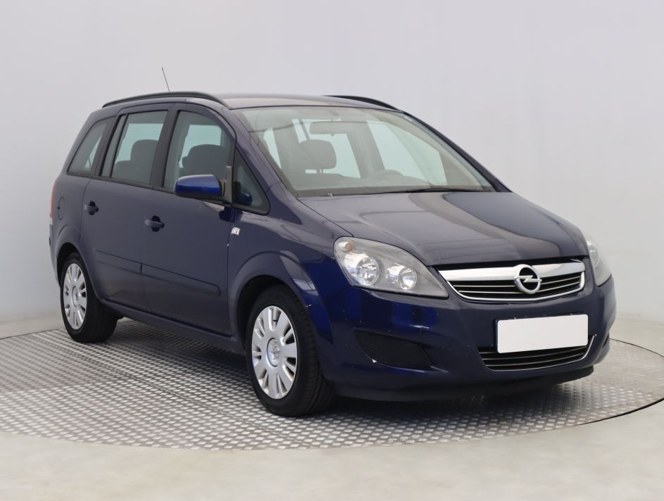 Opel Zafira - 2012