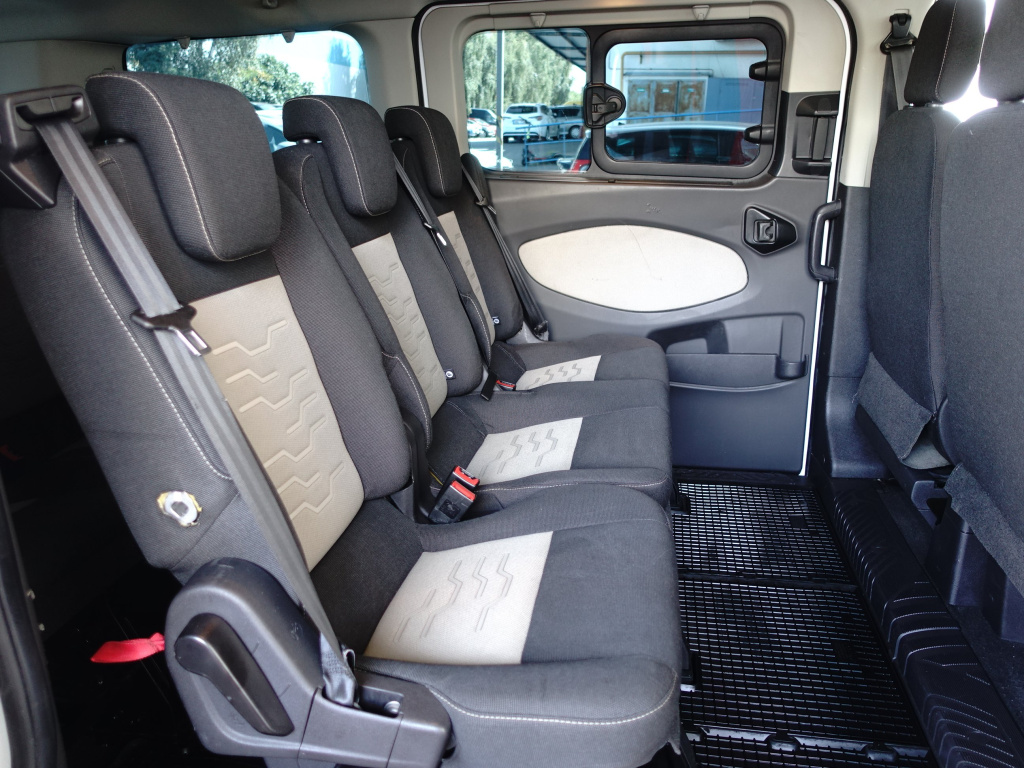 Ford Tourneo Custom