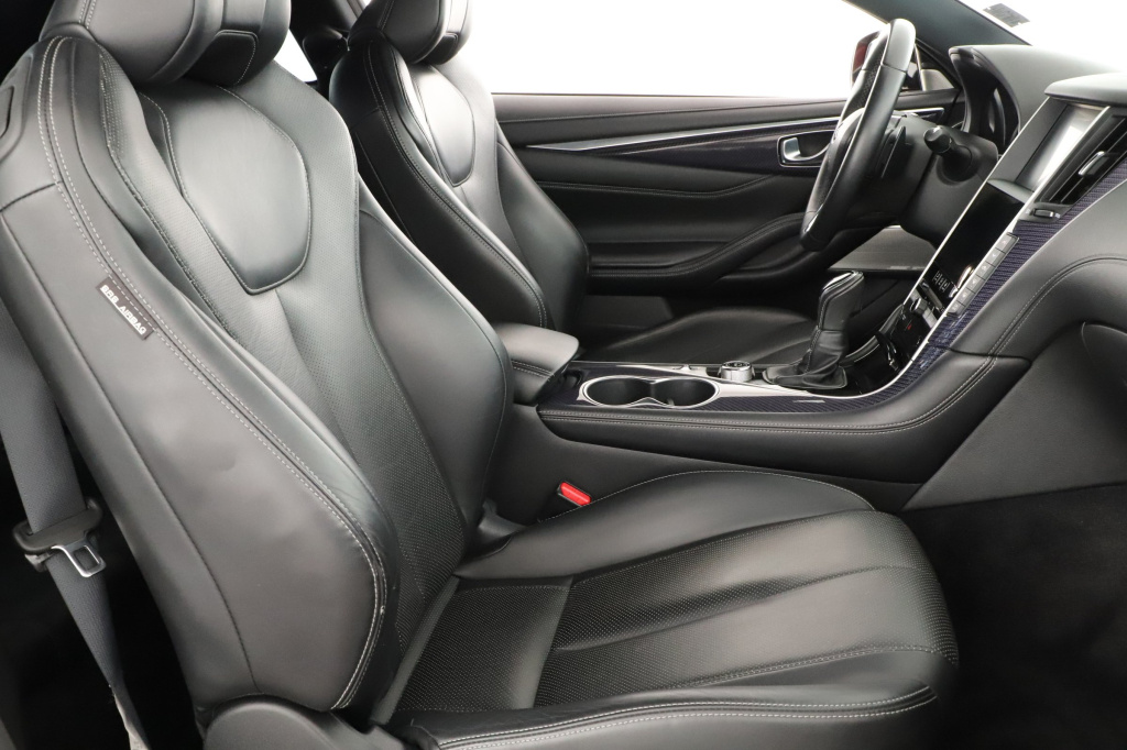 Infiniti Q60