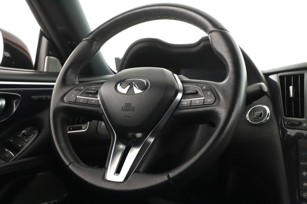 Infiniti Q60