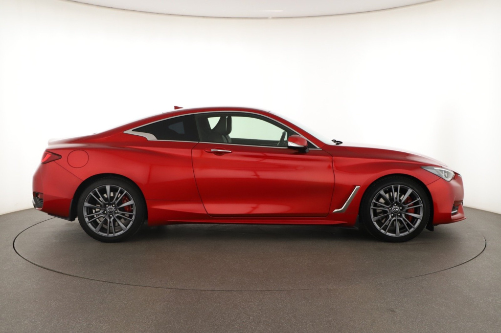 Infiniti Q60