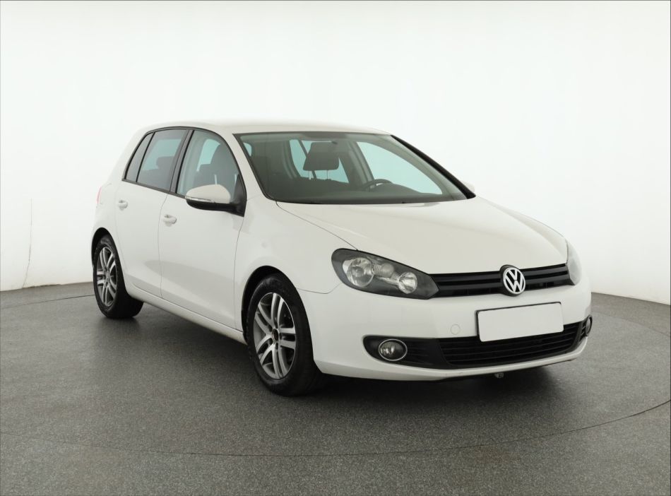 Volkswagen Golf - 2010