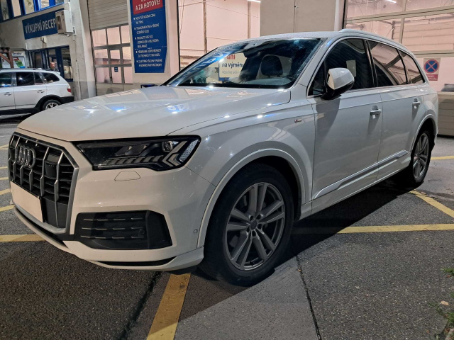 Audi Q7 2021