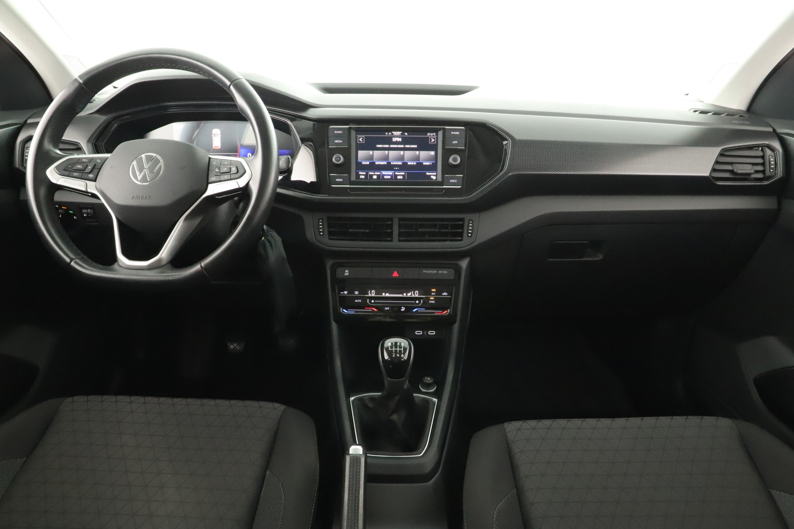 Volkswagen T-Cross - 2023