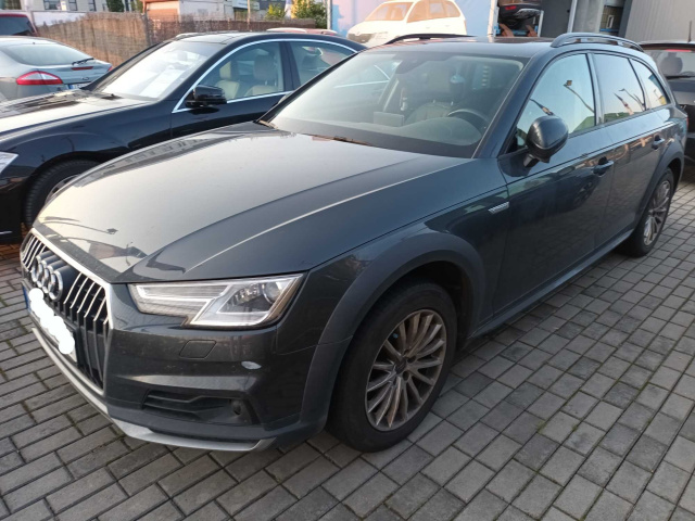 Audi A4 Allroad 2017
