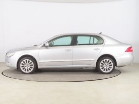 Skoda Superb - 2011
