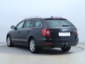 Skoda Superb - 2012
