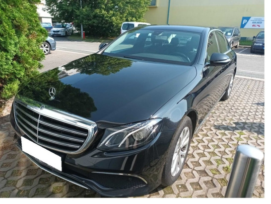 Mercedes-Benz E