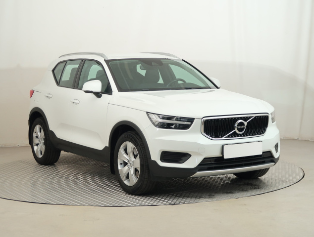 Volvo XC40 2021