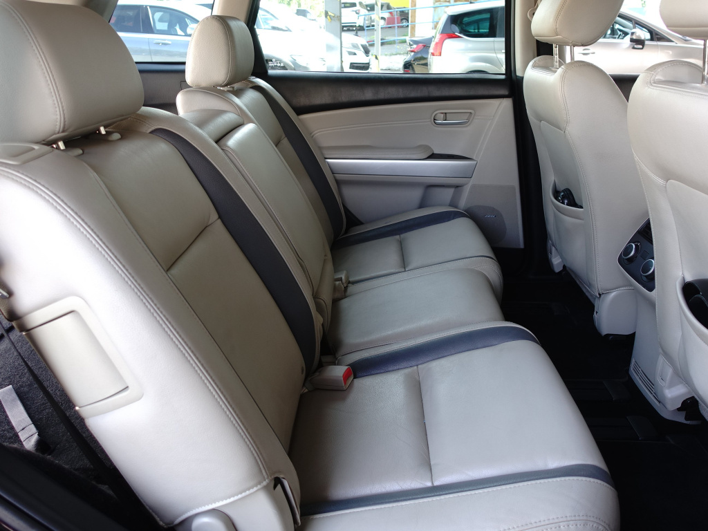 Mazda CX-9