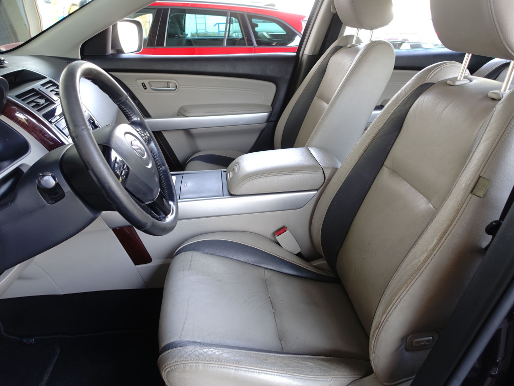 Mazda CX-9