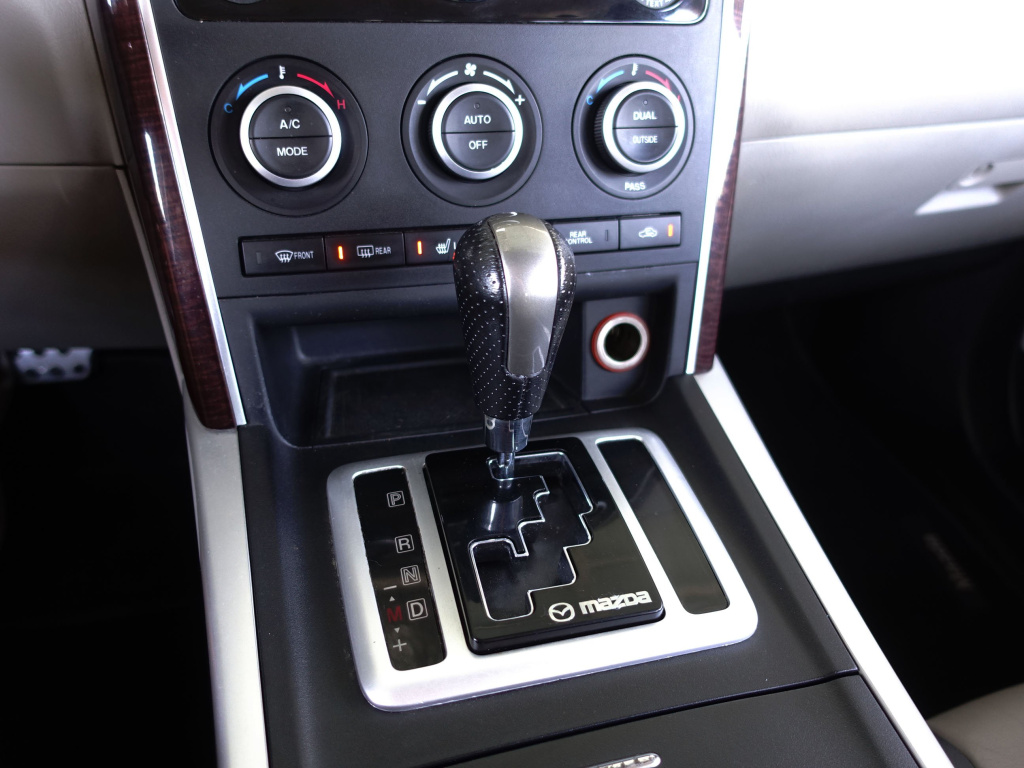 Mazda CX-9