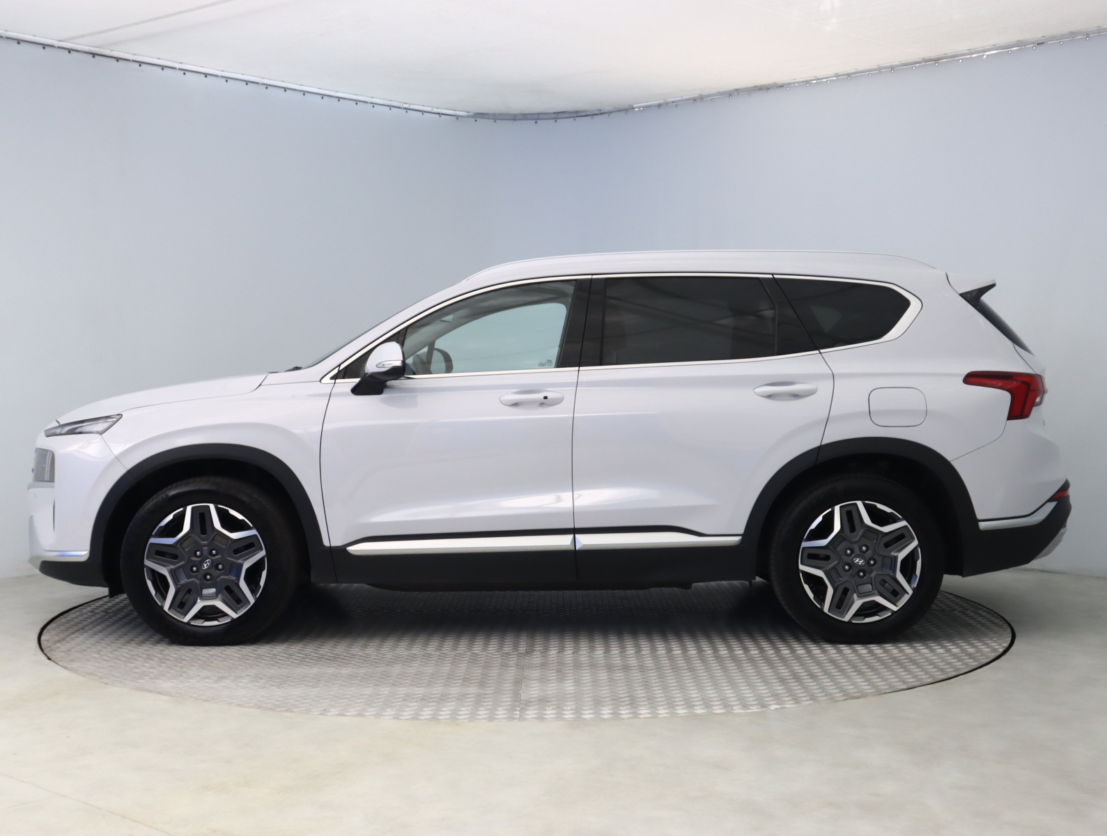 Hyundai Santa Fe - 2022