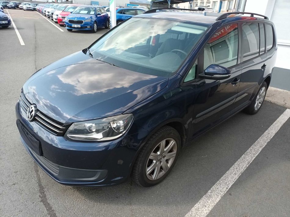 Volkswagen Touran - 2012