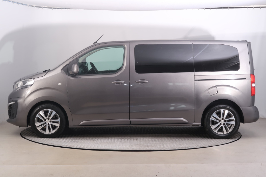 Peugeot Traveller