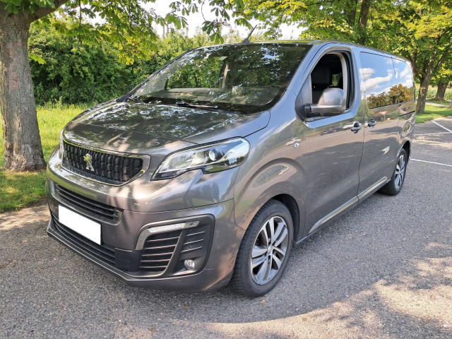 Peugeot Traveller 2016