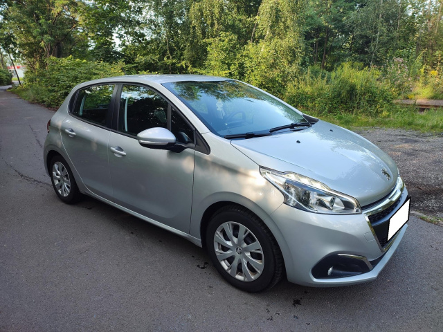 Peugeot 208 2016