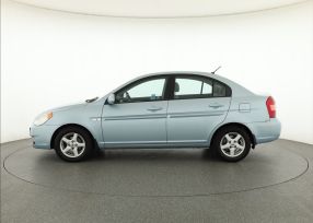 Hyundai Accent - 2009