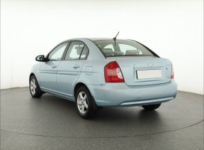 Hyundai Accent - 2009