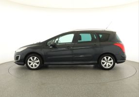 Peugeot 308 - 2011