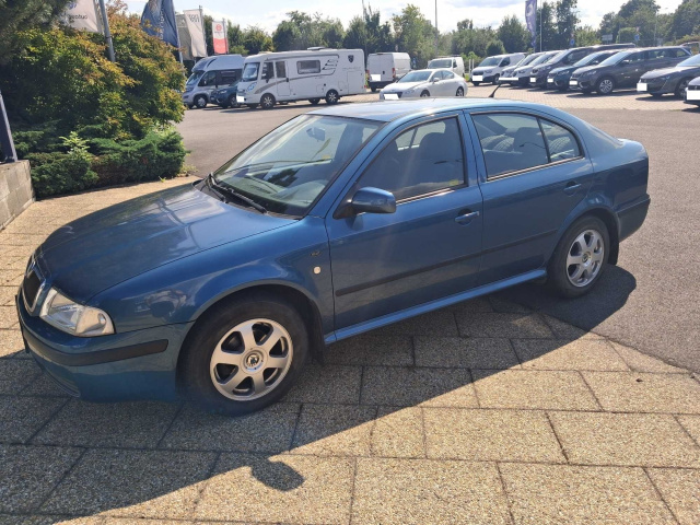 Škoda Octavia 2003
