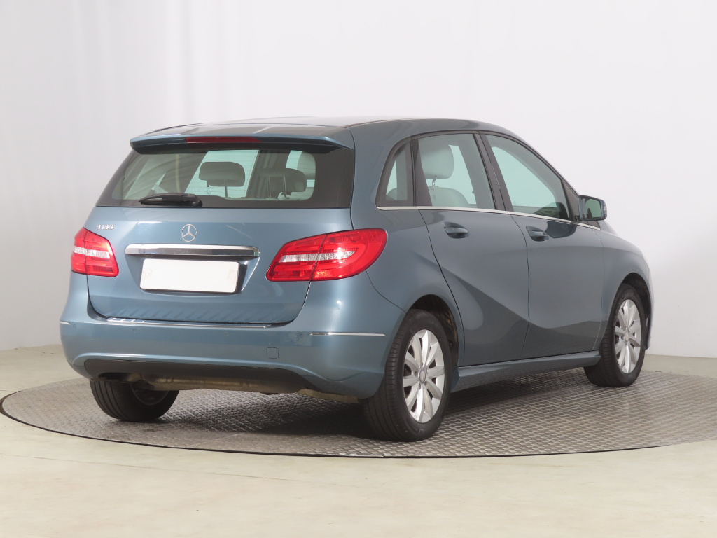 Mercedes-Benz B