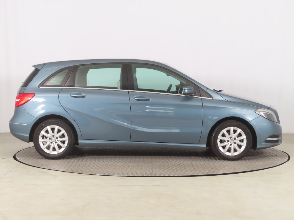Mercedes-Benz B