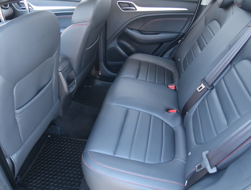 MG ZS SUV