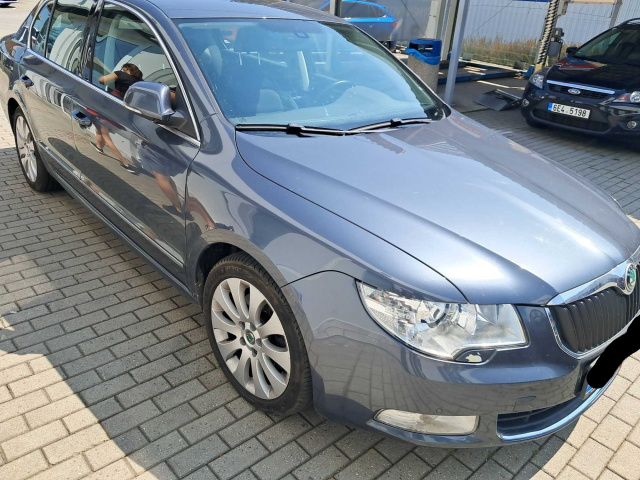 Škoda Superb 2009