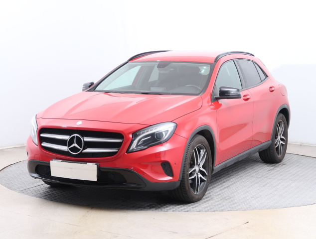 Mercedes-Benz GLA 200 CDI 4MATIC