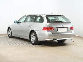 BMW 5 - 2004