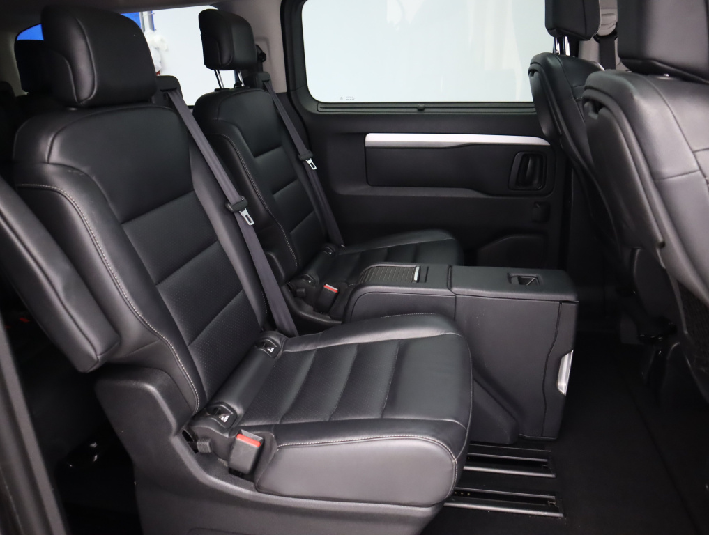 Peugeot Traveller