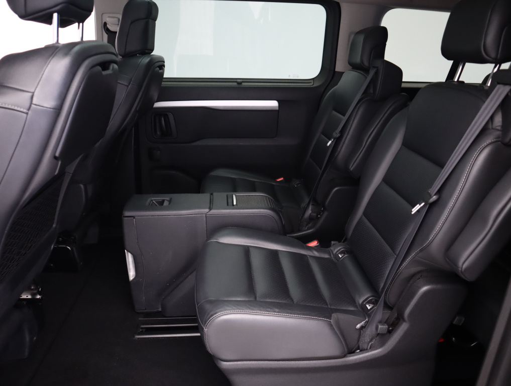 Peugeot Traveller