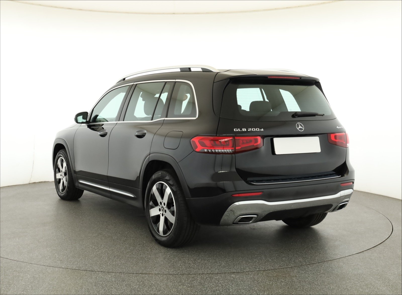 Mercedes-Benz GLB - 2022