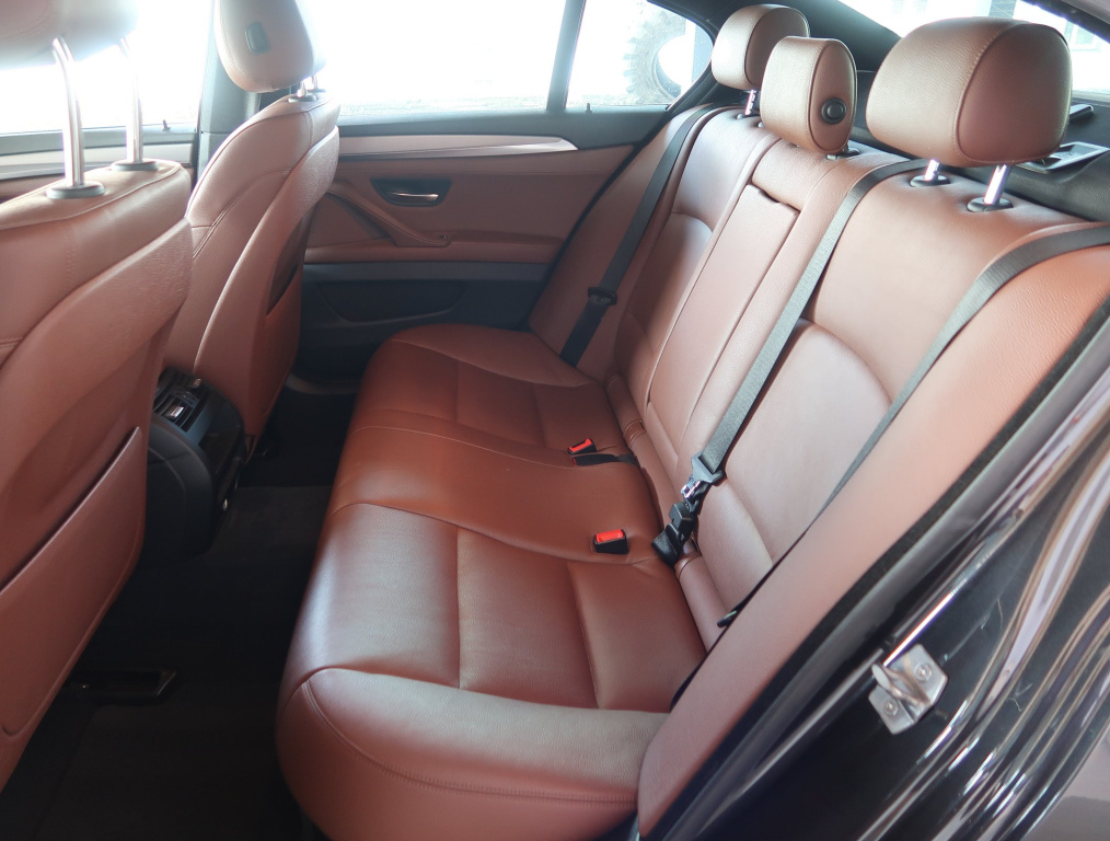 BMW 5