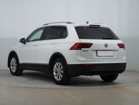 Volkswagen Tiguan - 2018