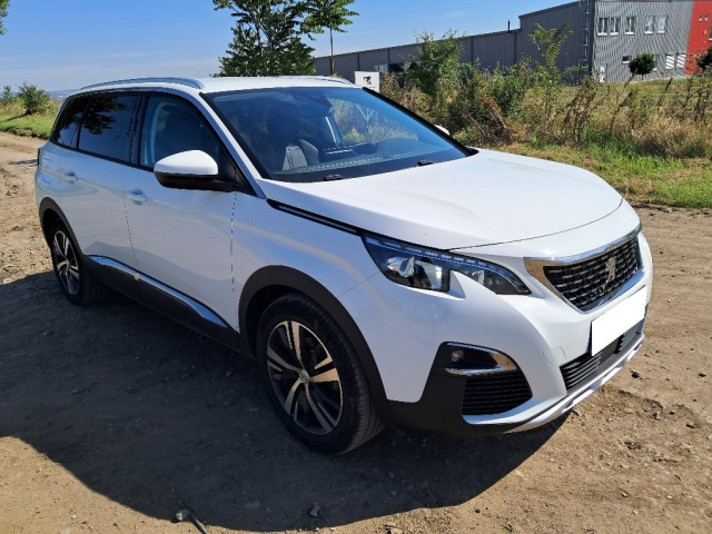 Peugeot 5008 2020