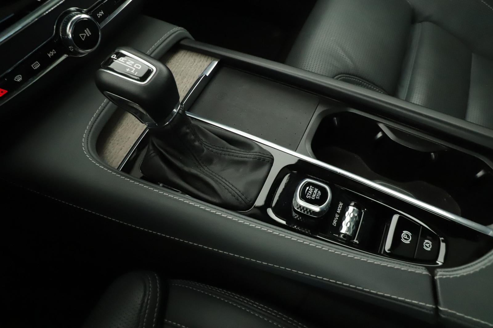 Volvo V90 Cross Country - 2020