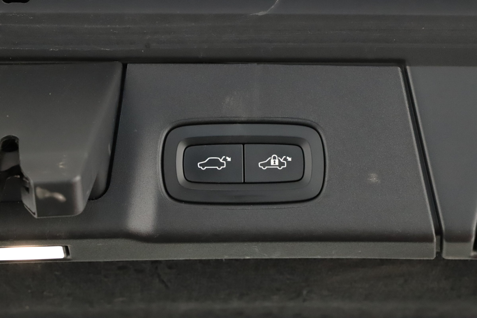 Volvo V90 Cross Country - 2020