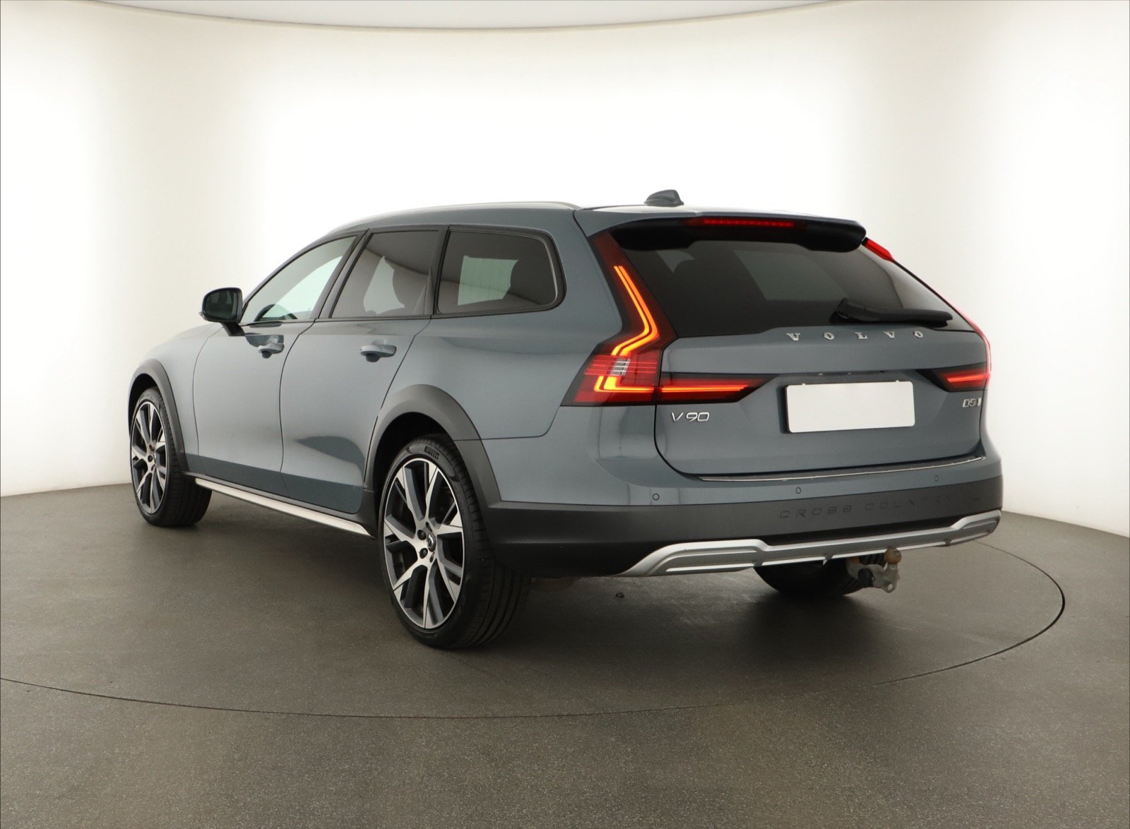 Volvo V90 Cross Country - 2020