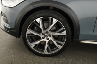 Volvo V90 Cross Country - 2020